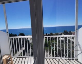 Отель "Гранд отель Россия" (бывш. "Гудаута-2")